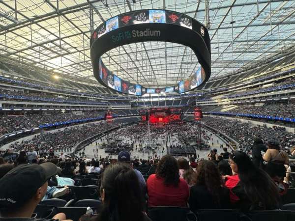 SoFi Stadium, section: 233, row: 18, seat: 8