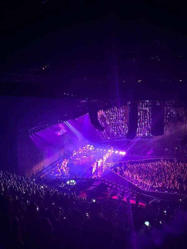 Kia Forum, section: 226, row: 21, seat: 10