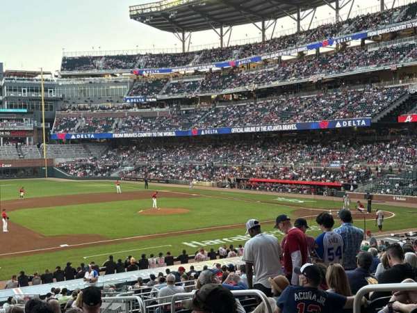 Truist Park, section: 135, row: 13, seat: 4