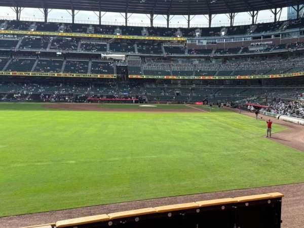 Truist Park, section: 145, row: 9, seat: 10