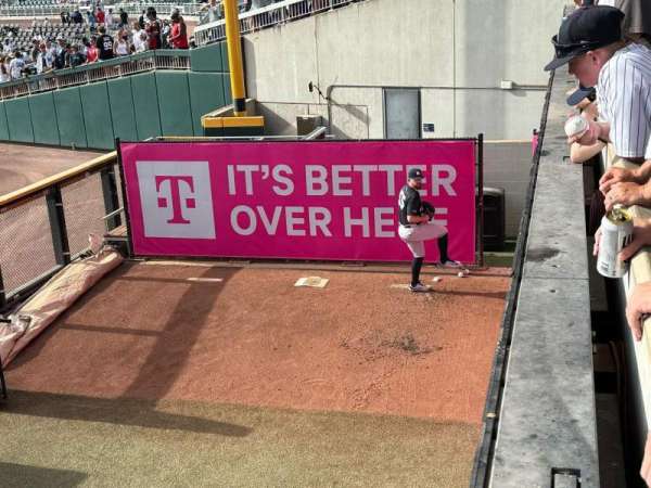 Truist Park, section: 145, row: 9, seat: 10