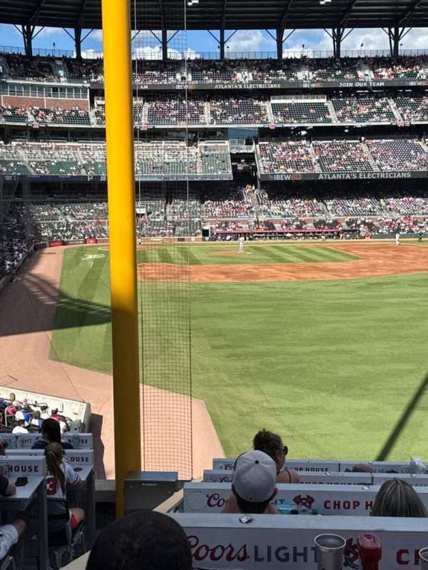 Truist Park, section: 160, row: 5, seat: 6
