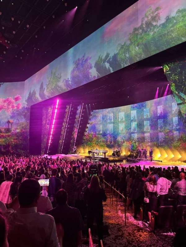 The Colosseum At Caesars Palace, section: 202, row: D, seat: 216