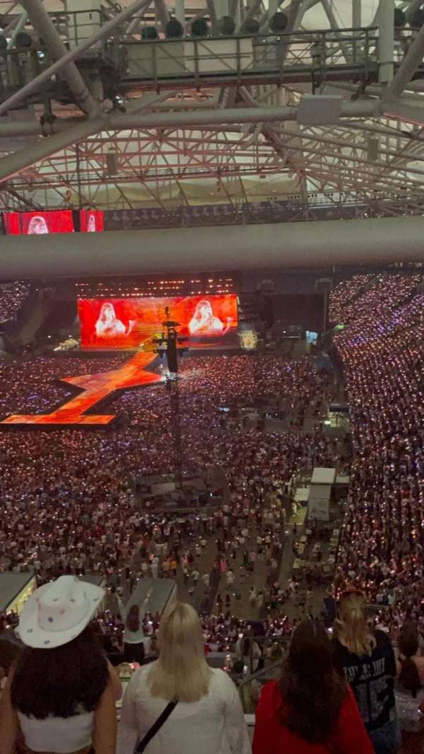 Veltins-Arena, section: 27, row: 10, seat: 19