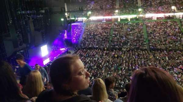 AO Arena, section: 203, row: F, seat: 4