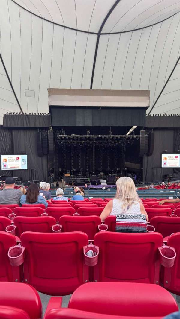 Shoreline Amphitheatre, section: 202, row: J, seat: 40
