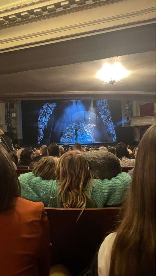 Edinburgh Playhouse, section: Stalls, row: Kk, seat: 9