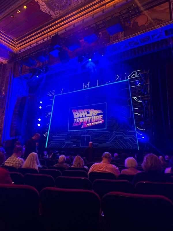 Hollywood Pantages Theatre, section: Orchestra RC, row: M, seat: 208