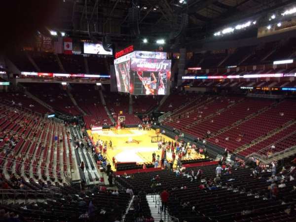 Toyota Center, section: 115, row: 31, seat: 1