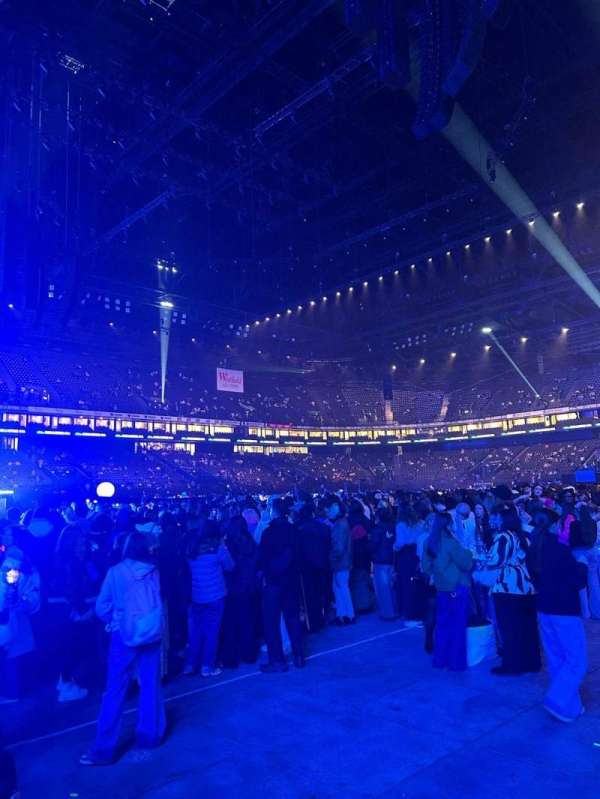 Paris La Défense Arena, section: Fosse