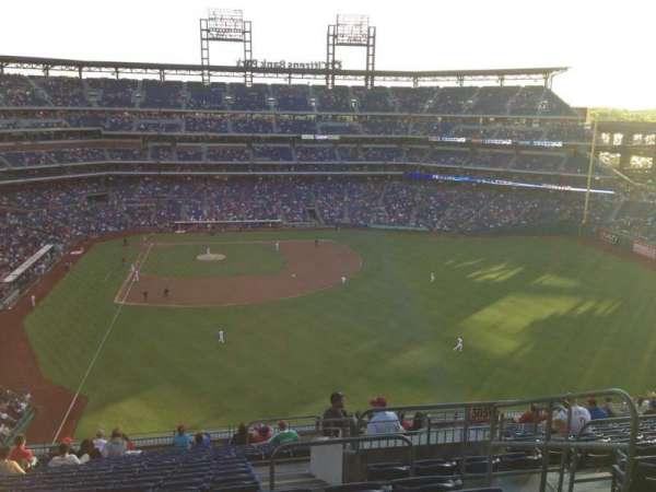 Citizens Bank Park, section: 304, row: 18, seat: 4