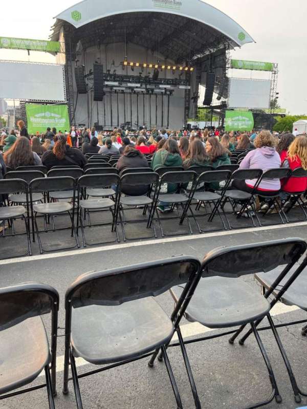 Huntington Bank Pavilion at Northerly Island, section: 308, row: B, seat: 22