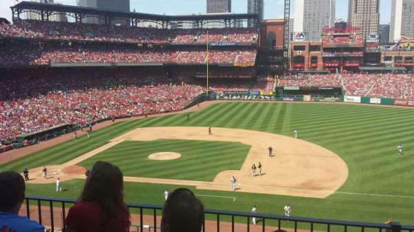 Busch Stadium, section: 242, row: 3, seat: 10
