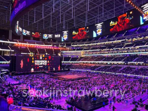 SoFi Stadium, section: 225, row: 3, seat: 5