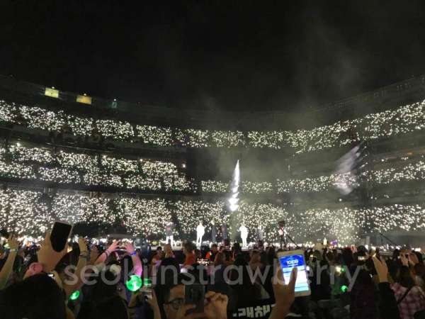 MetLife Stadium, section: Floor 2, row: 26, seat: 4
