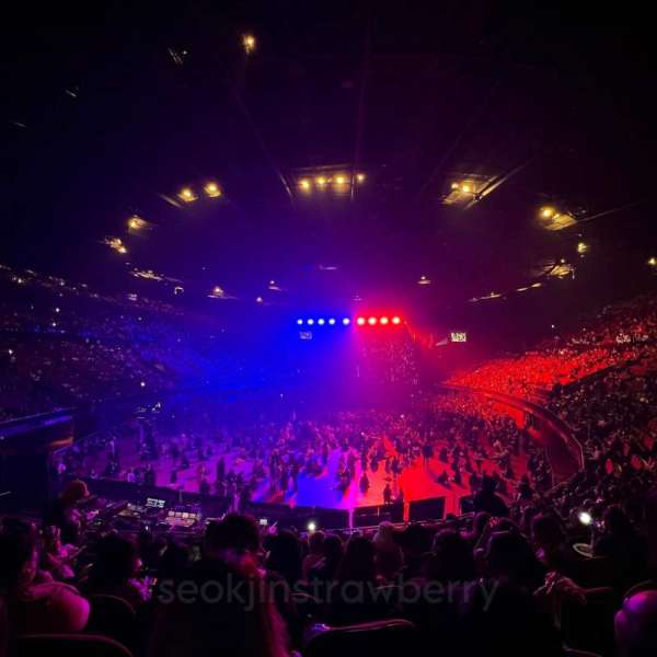 Kia Forum, section: 102, row: 11, seat: 6