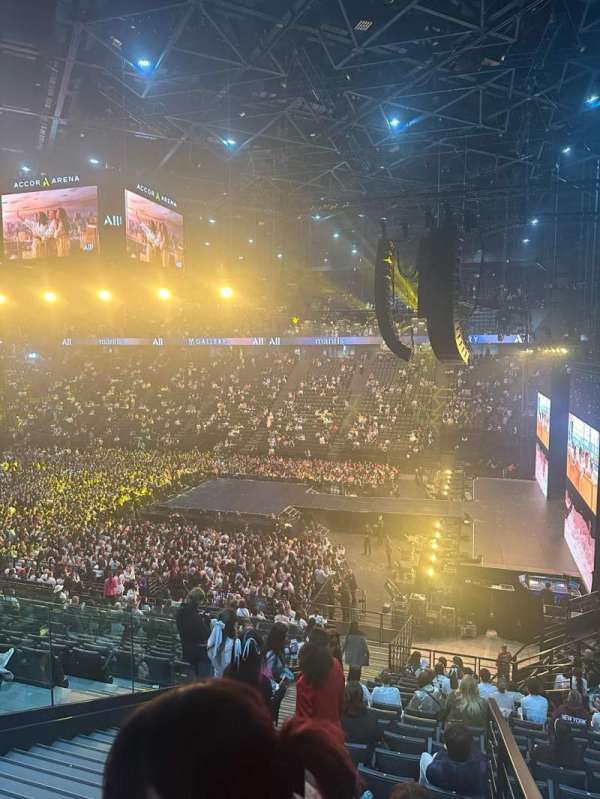 Accor Arena, section: Gradin G, row: 02, seat: 13
