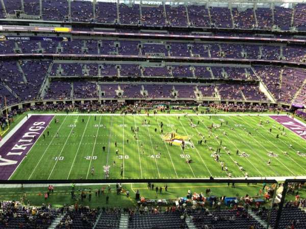 U.S. Bank Stadium, section: 313, row: 1, seat: 17