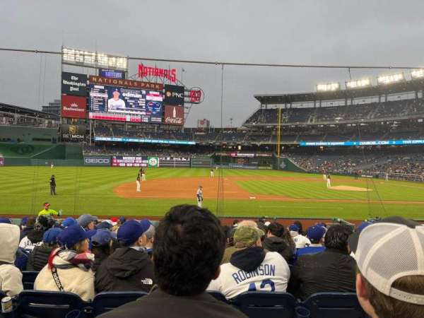 Nationals Park, section: 115, row: R, seat: 8