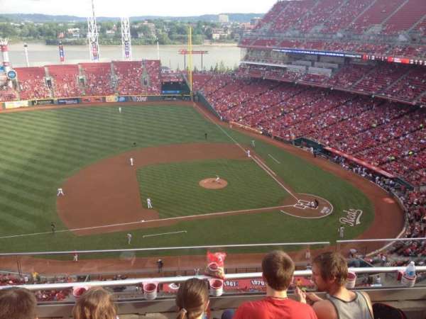 Great American Ball Park, section: 517, row: D, seat: 14