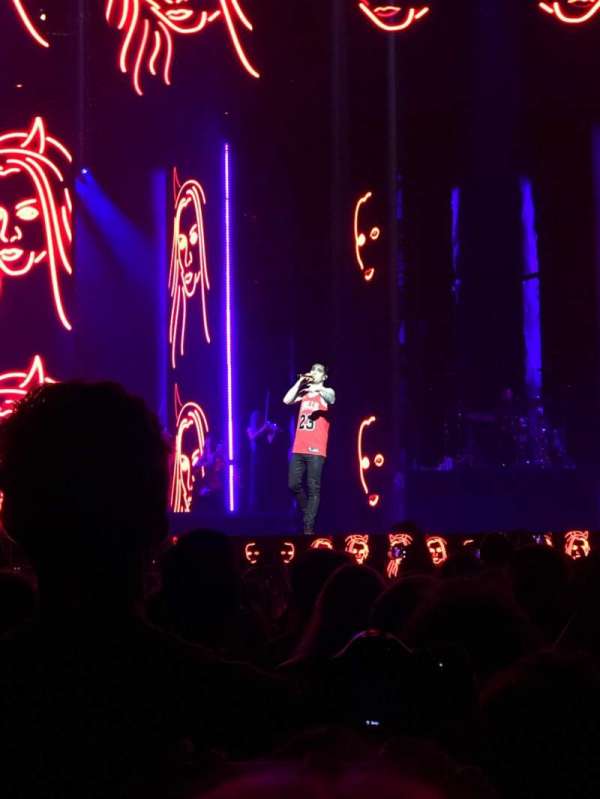 United Center, section: Floor 4, row: 9, seat: 7