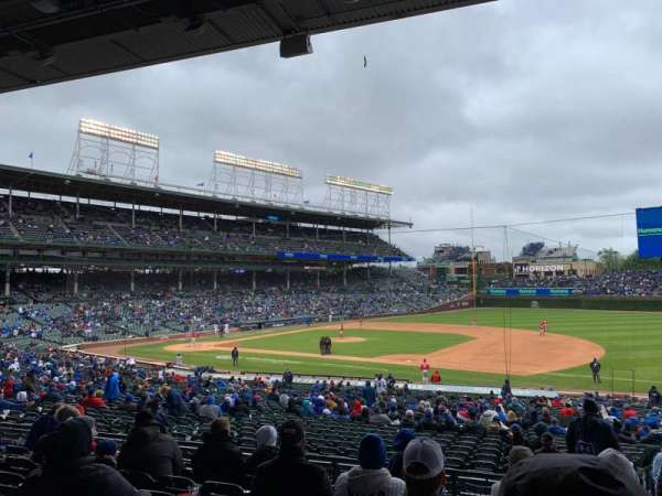 Wrigley Field, section: 226, row: 7, seat: 20