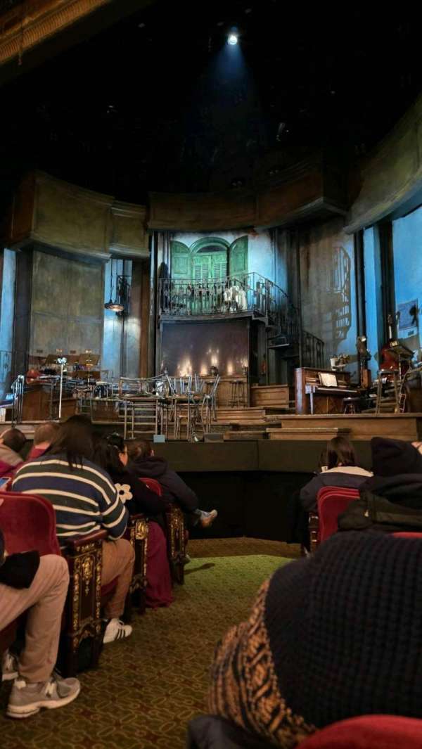 Walter Kerr Theatre, section: Orchestra R, row: H, seat: 2