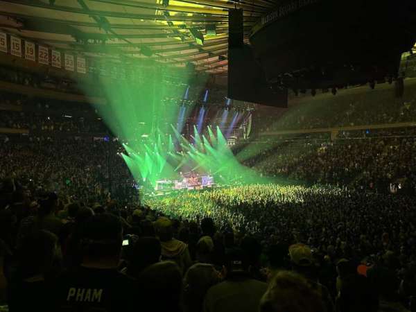 Madison Square Garden, section: 118, row: 16, seat: 20