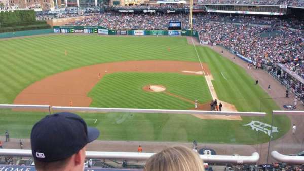 Comerica Park, section: 332, row: B, seat: 12