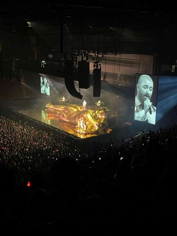 Kia Forum, section: 208, row: 15, seat: 6