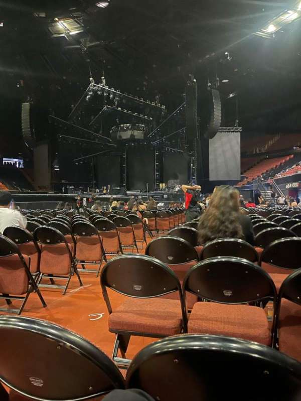 Kia Forum, section: K, row: 9, seat: 3