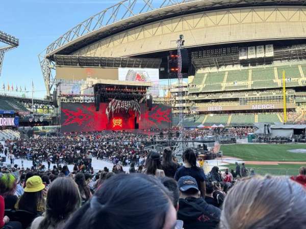 T-Mobile Park, section: 138, row: 28, seat: 10