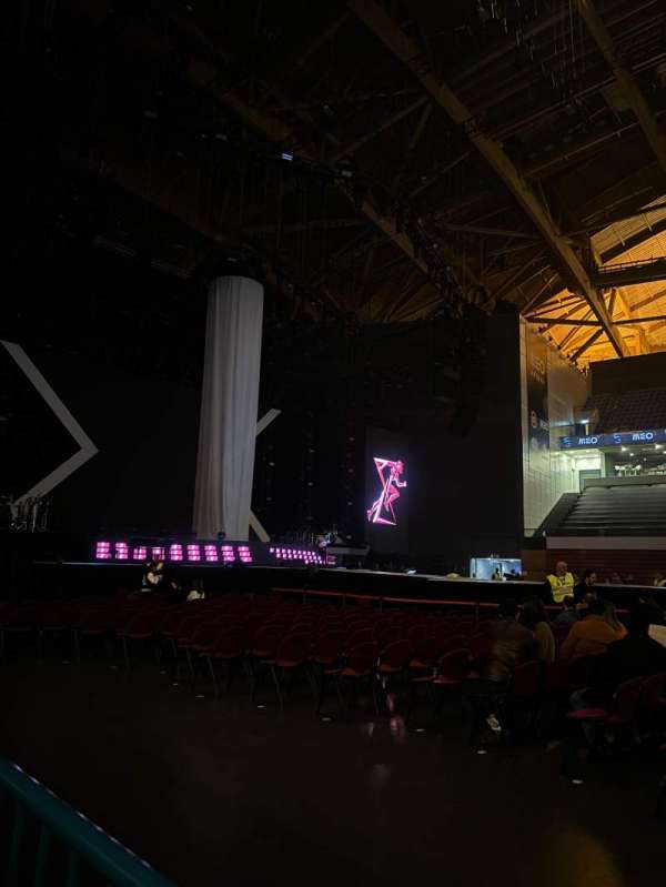MEO Arena, section: Balcão 0 - Setor 17, row: A, seat: -
