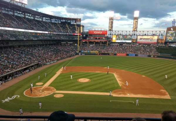 Rate Field, section: 326, row: 3, seat: 10
