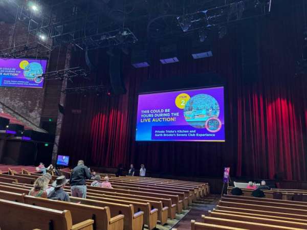 Grand Ole Opry House, section: 03, row: M, seat: 12