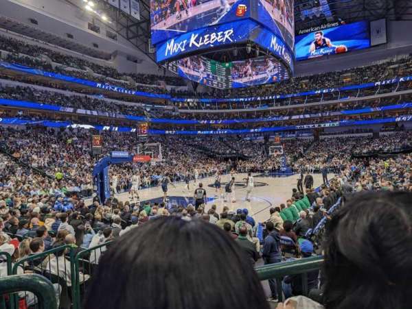 American Airlines Center, section: 122, row: B, seat: 5