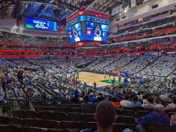 American Airlines Center, section: 115, row: W, seat: 5