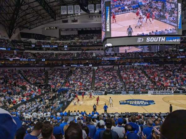 American Airlines Center, section: 119, row: V, seat: 15