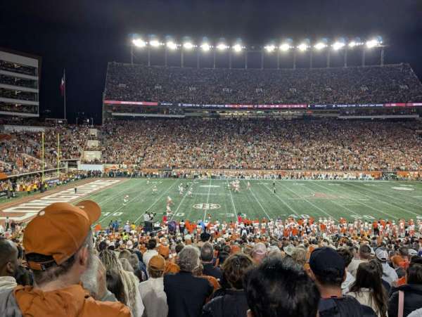 Texas Memorial Stadium, section: 30, row: 37, seat: 5