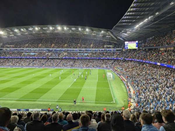 Etihad Stadium, Manchester, section: 122, row: 14, seat: 617
