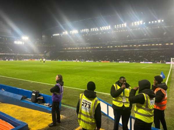 Stamford Bridge, section: Matthew Harding Lower 16, row: F, seat: 176