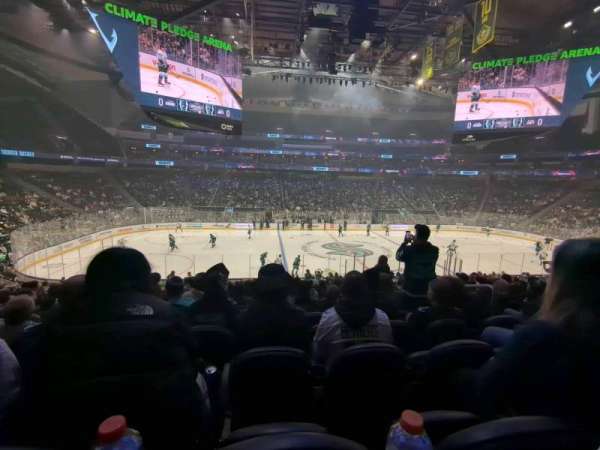 Climate Pledge Arena, section: 15, row: w, seat: 5