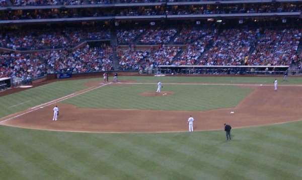 Citizens Bank Park, section: 202, row: 1