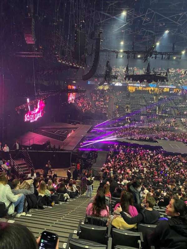 Accor Arena, section: gradin N, row: 4, seat: 25