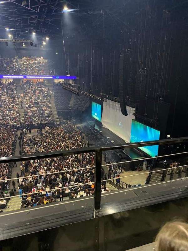 Accor Arena, section: Balcon P, row: 82, seat: 27