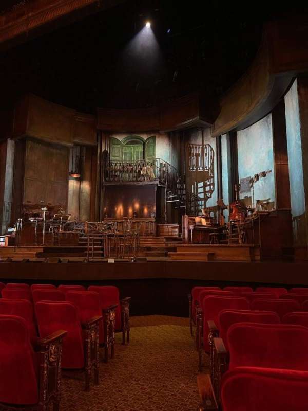 Walter Kerr Theatre, section: Orchestra R, row: J, seat: 2