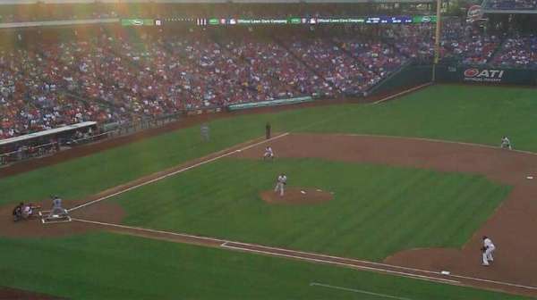 Citizens Bank Park, section: 214, row: 3, seat: 6