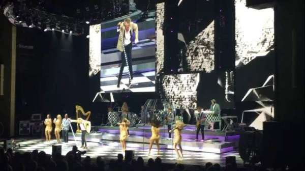Bethel Woods Center for the Arts, section: Box 402, row: V, seat: 6