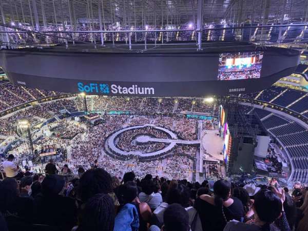 SoFi Stadium, section: 542, row: 19, seat: 13