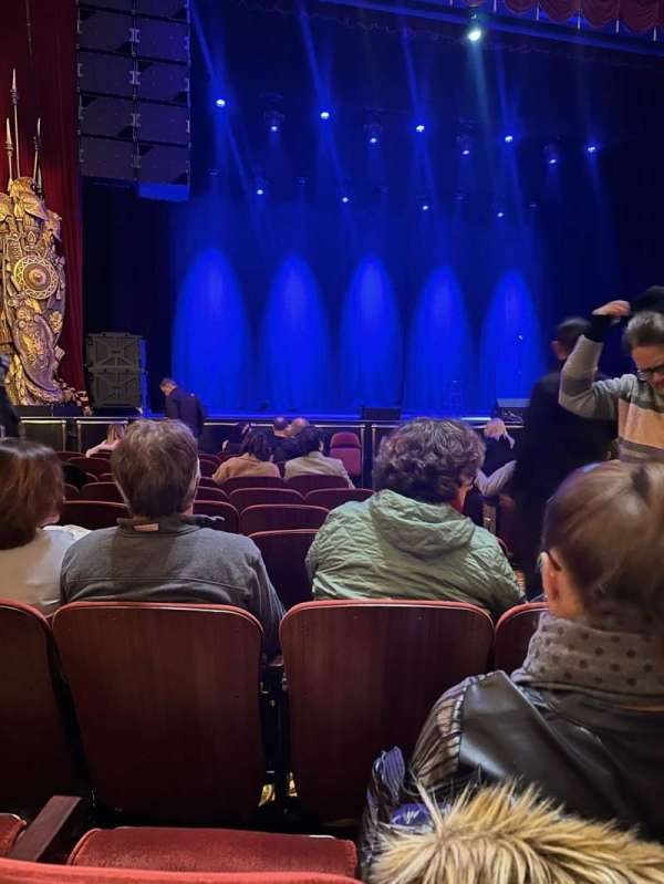 Beacon Theatre, section: Orchestra 1, row: F, seat: 5
